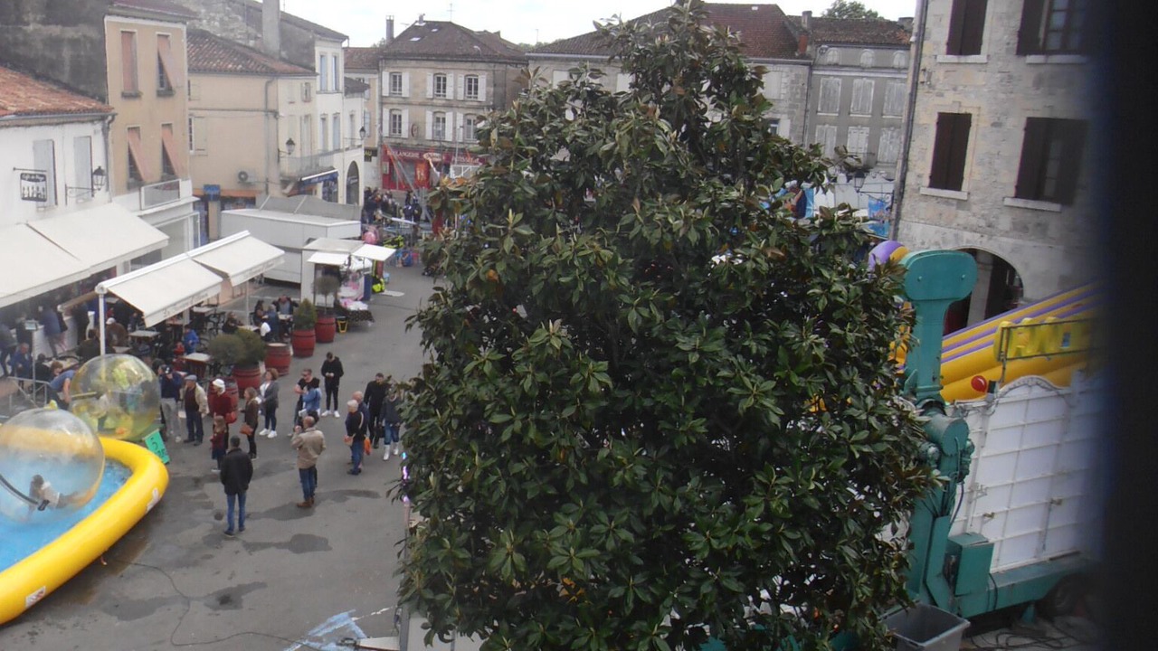 Photo of Others in Nerac
