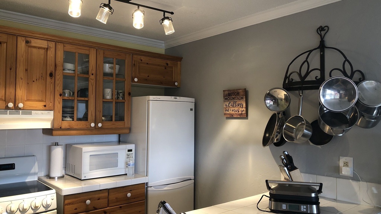 Photo of Kitchen in Beech Mountain