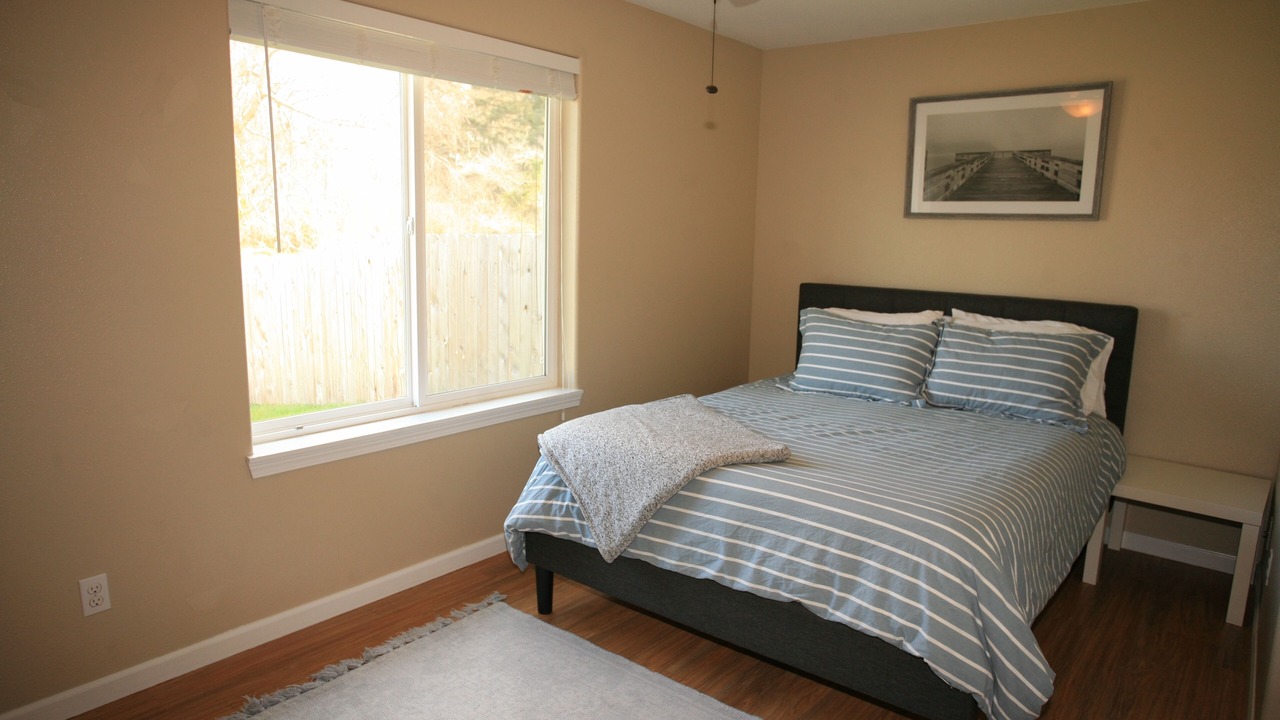 Photo of Bedroom in Grayland