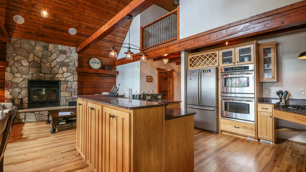 Photo of Kitchen in King