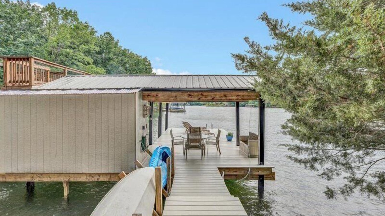 Photo of Outdoor in Huddleston