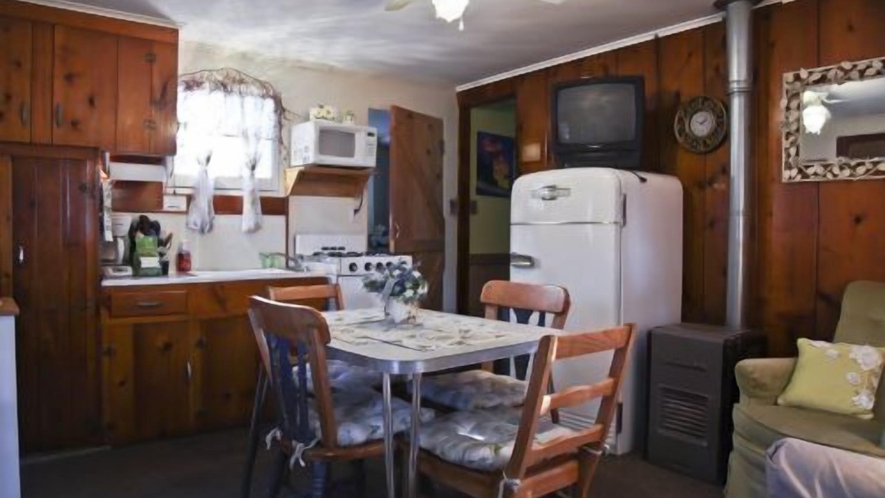 Photo of Bedroom in Carp Lake