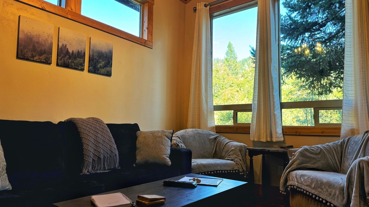 Photo of Livingroom in Grants Pass