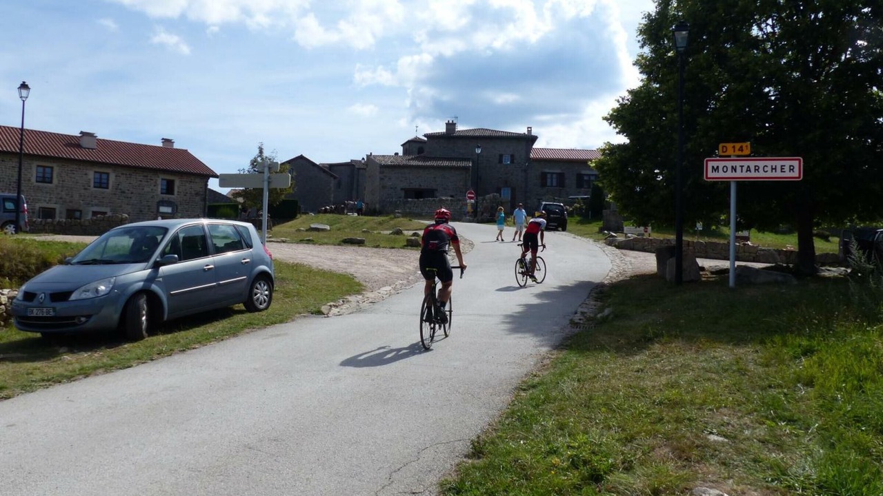 Photo of Outdoor in Apinac