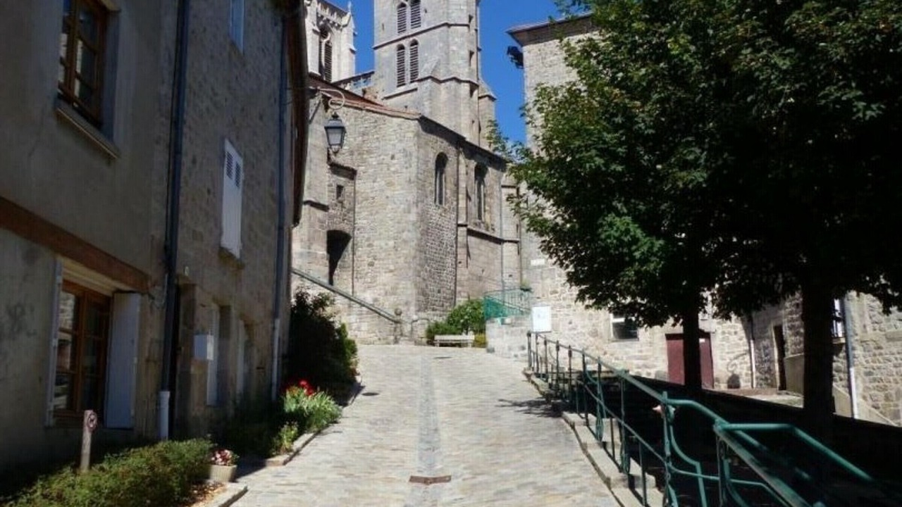 Photo of Others in Apinac