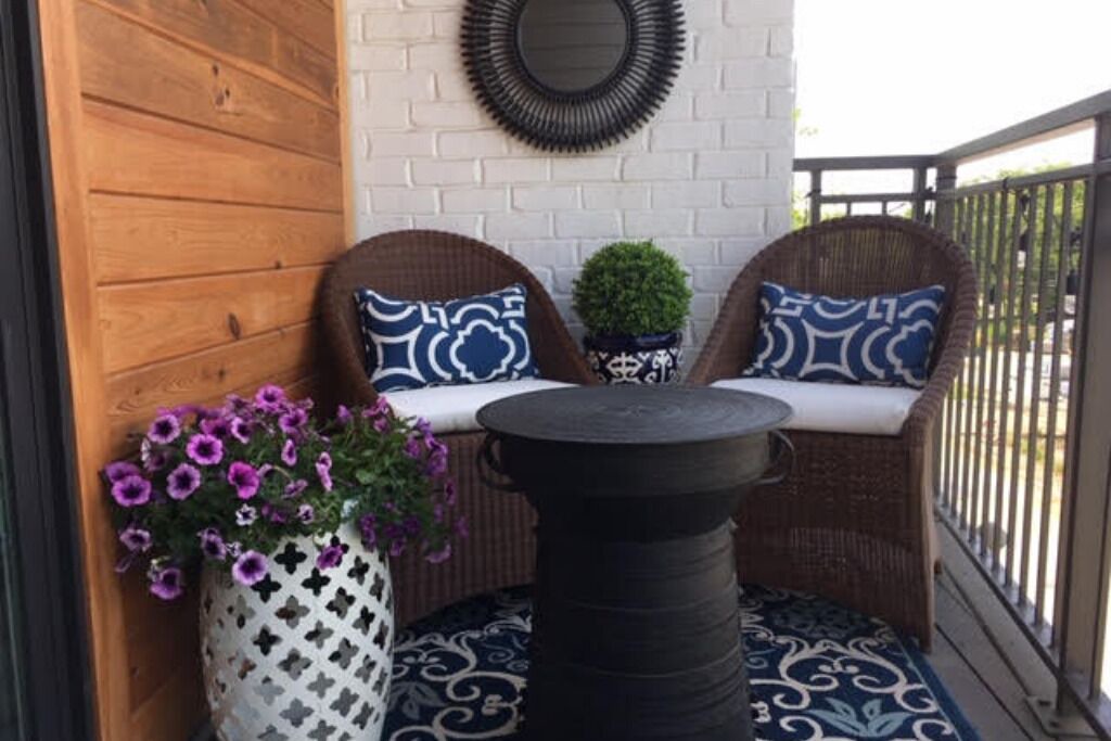 Photo of Patio Balcony in Hadley - Washington