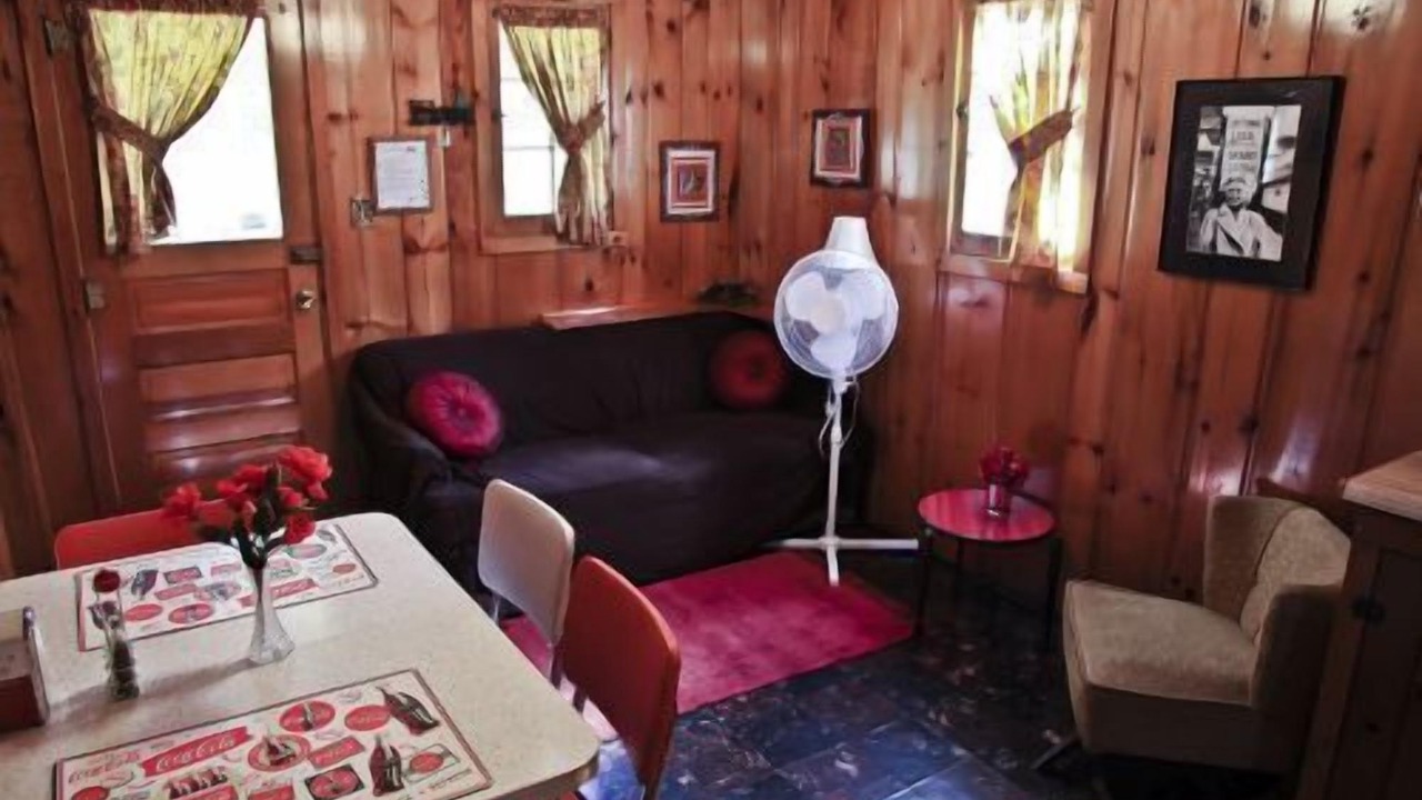 Photo of Bedroom in Carp Lake