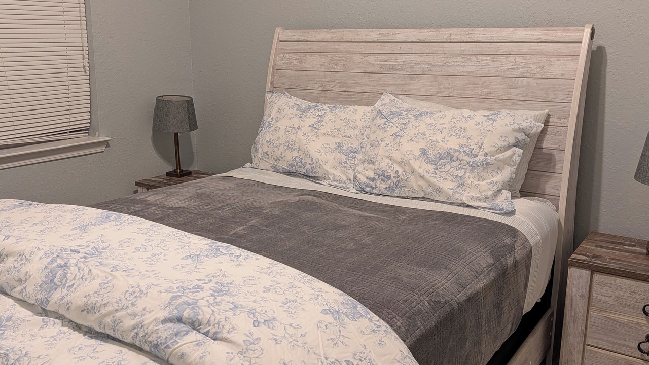 Photo of Bedroom in Loughman
