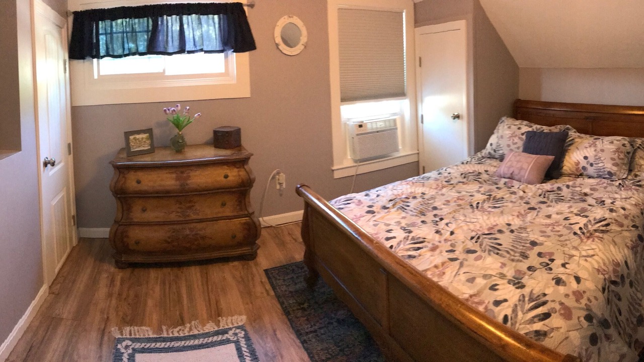 Photo of Bedroom in Onset