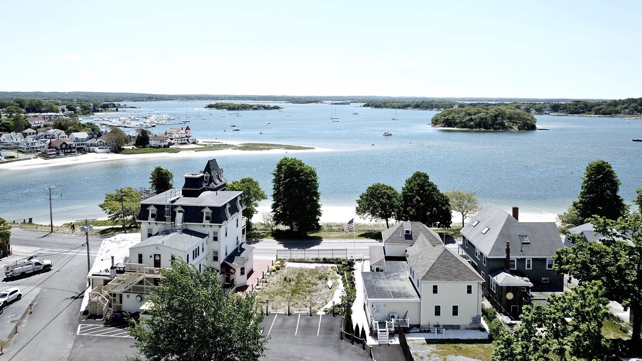 Photo of Others in Onset