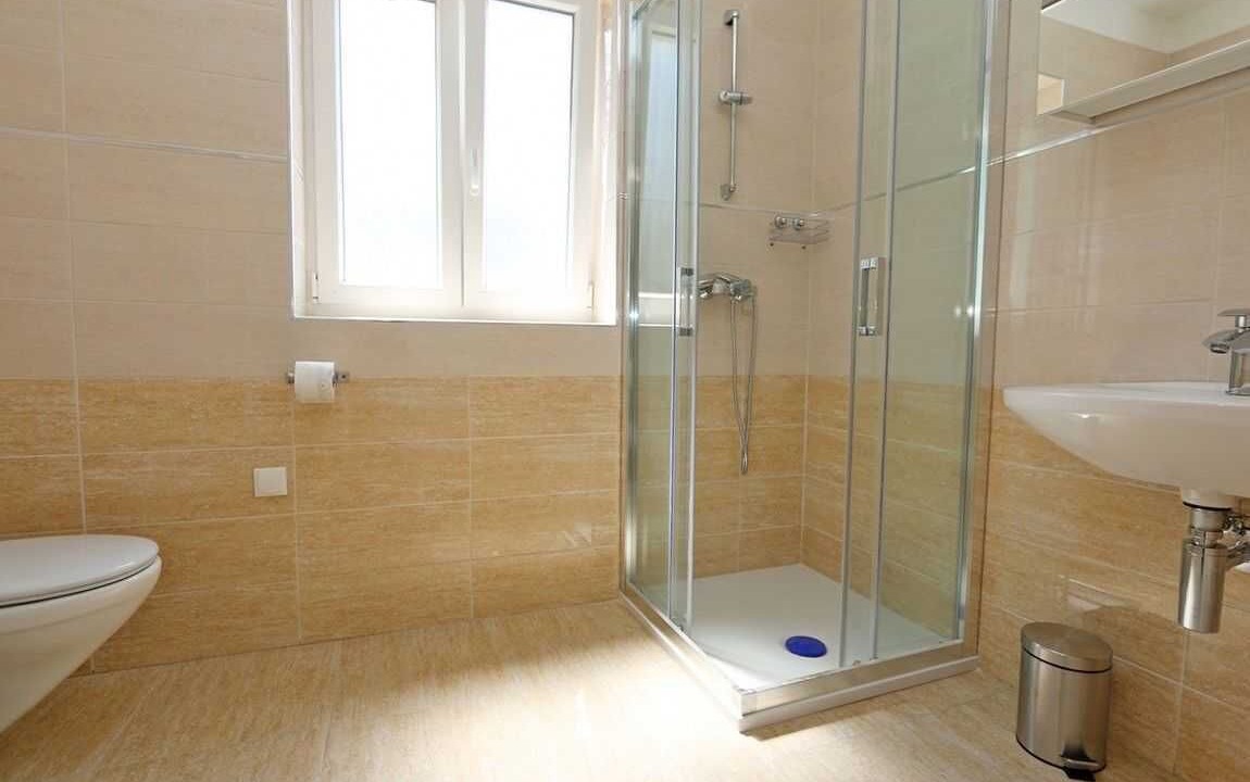 Photo of Bathroom in Soline