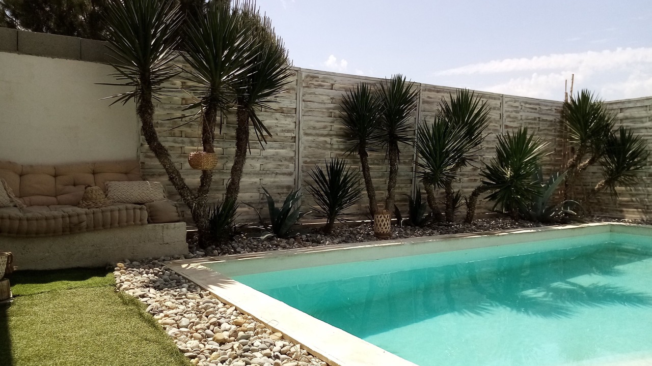 Photo of Outdoor in Pont-Saint-Esprit