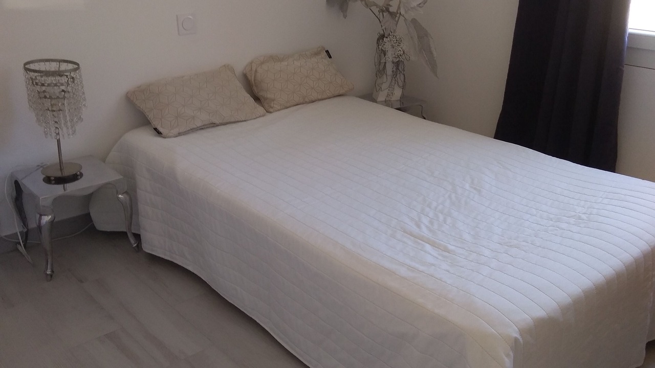 Photo of Bedroom in Pont-Saint-Esprit