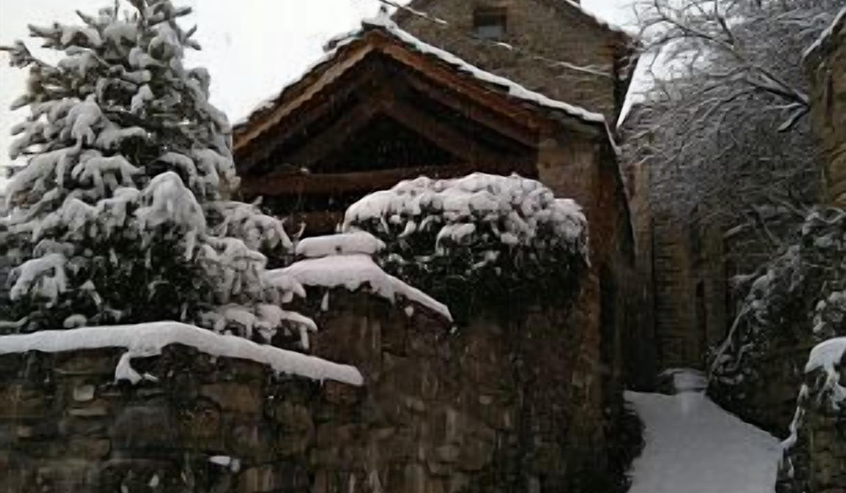 Photo of Outdoor in Buesa
