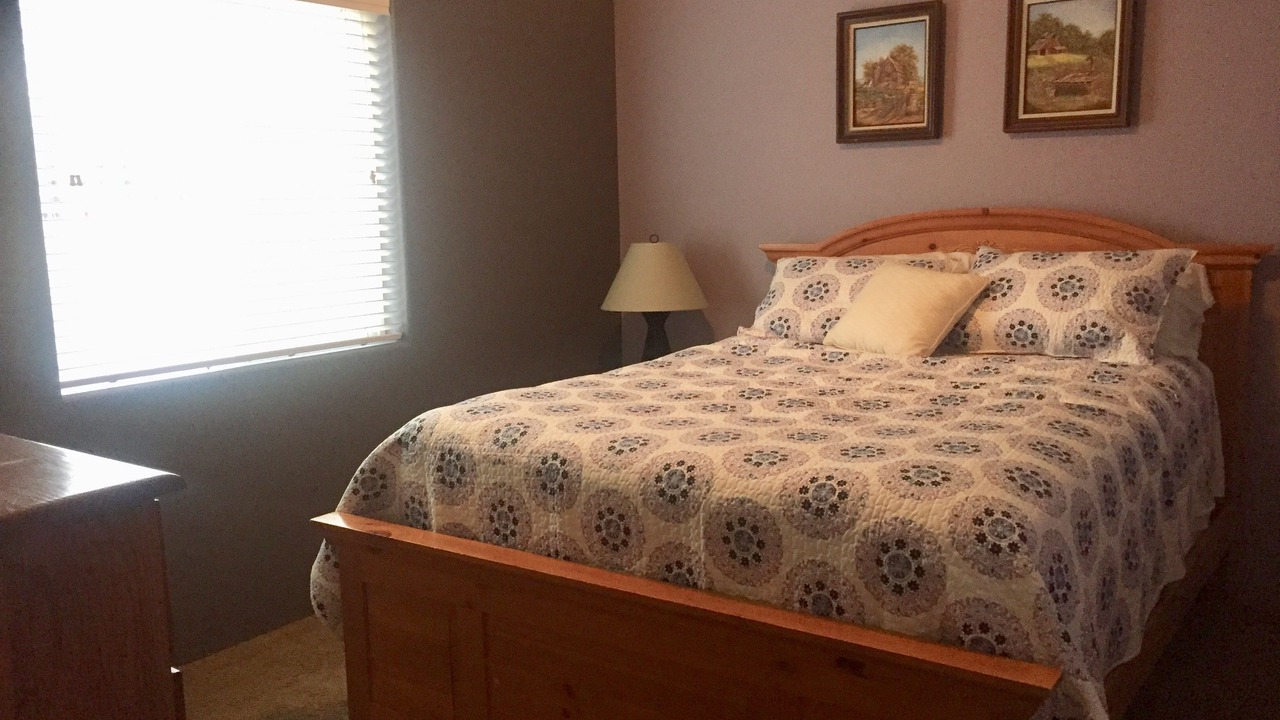 Photo of Others in Sisters