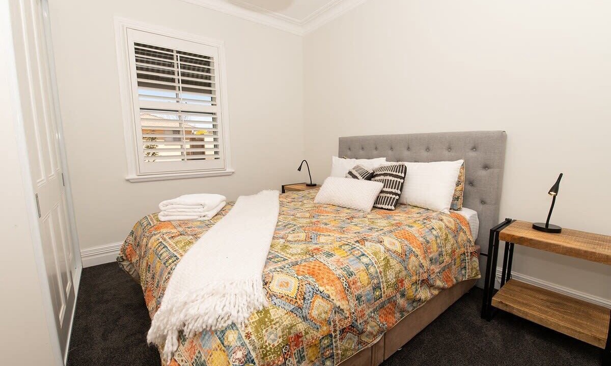 Photo of Bedroom in Orange