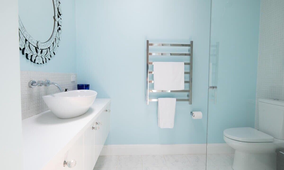 Photo of Bathroom in Orange