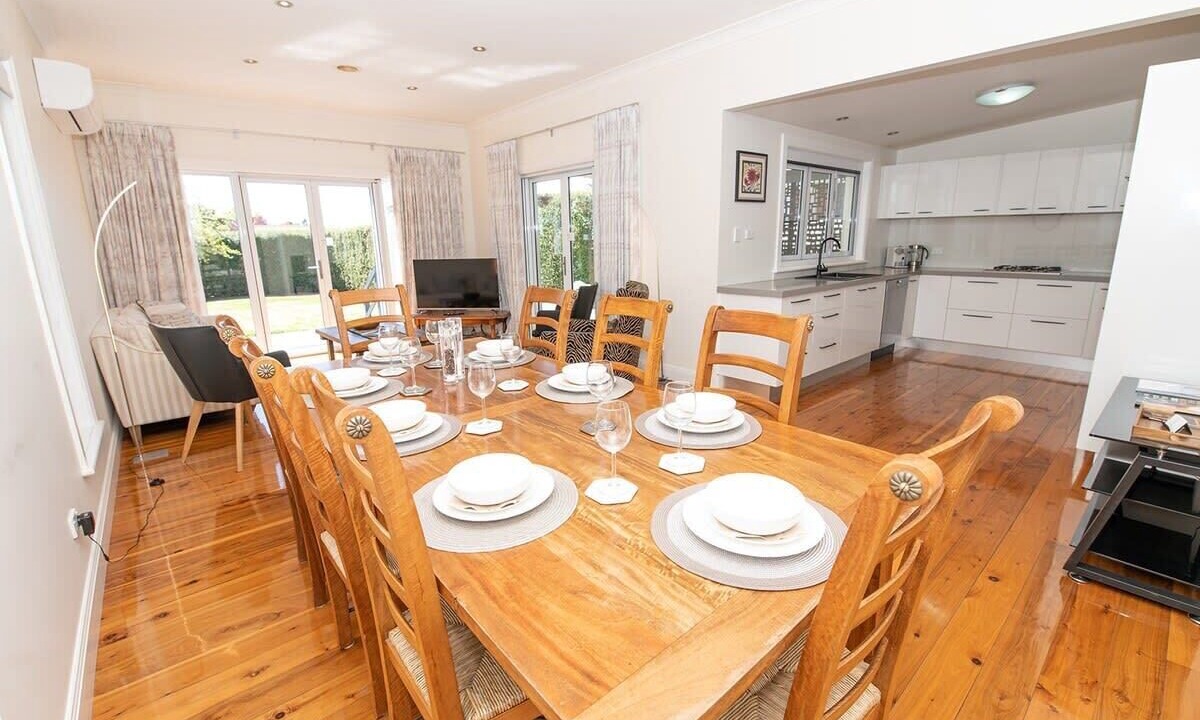 Photo of Others in Orange