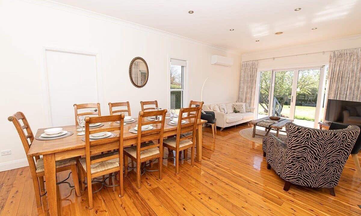 Photo of Others in Orange