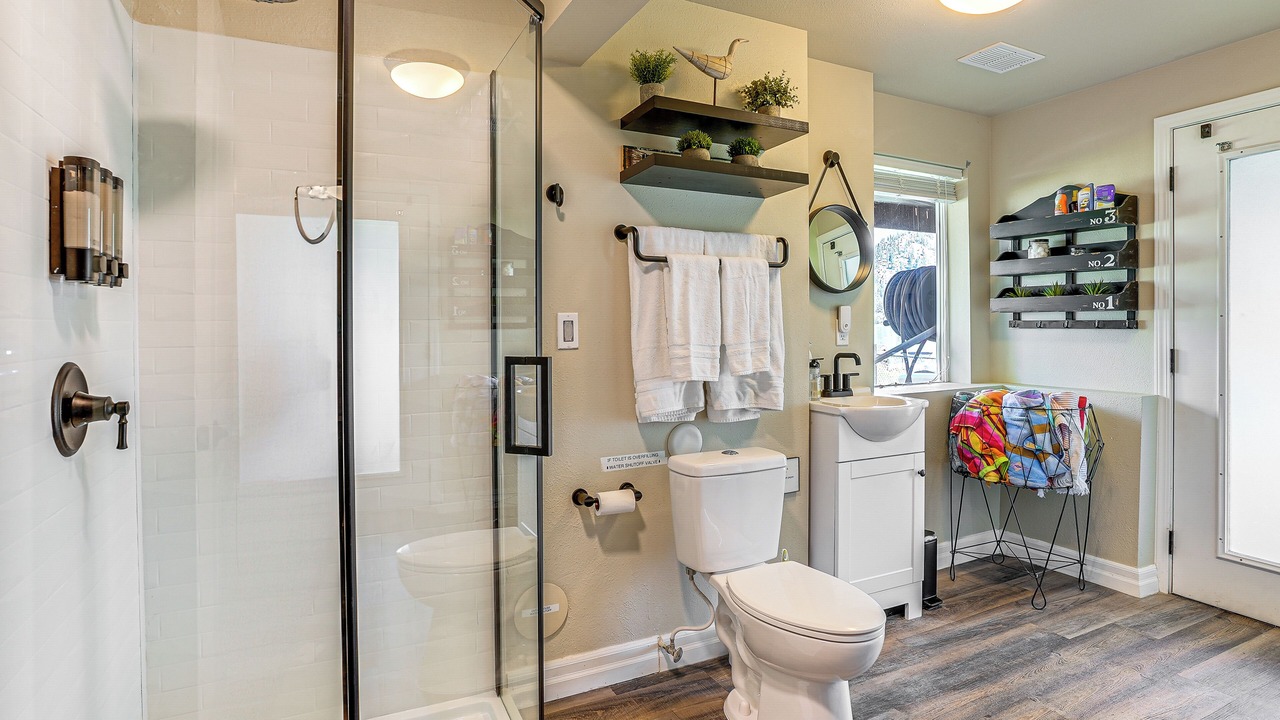 Photo of Bathroom in Tumtum