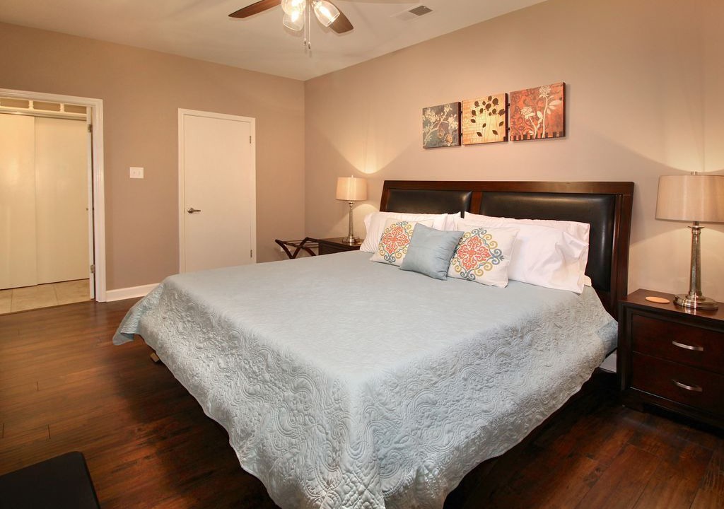 Photo of Bedroom in South Main Historic District