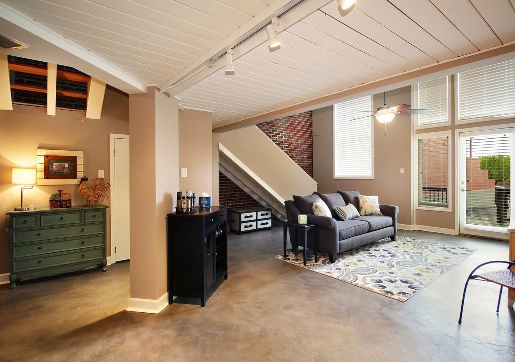Photo of Livingroom in South Main Historic District