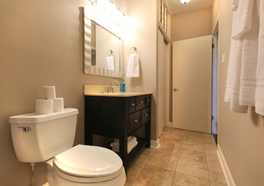 Photo of Bathroom in South Main Historic District