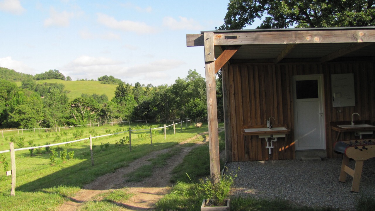 Photo of Outdoor in Engravies