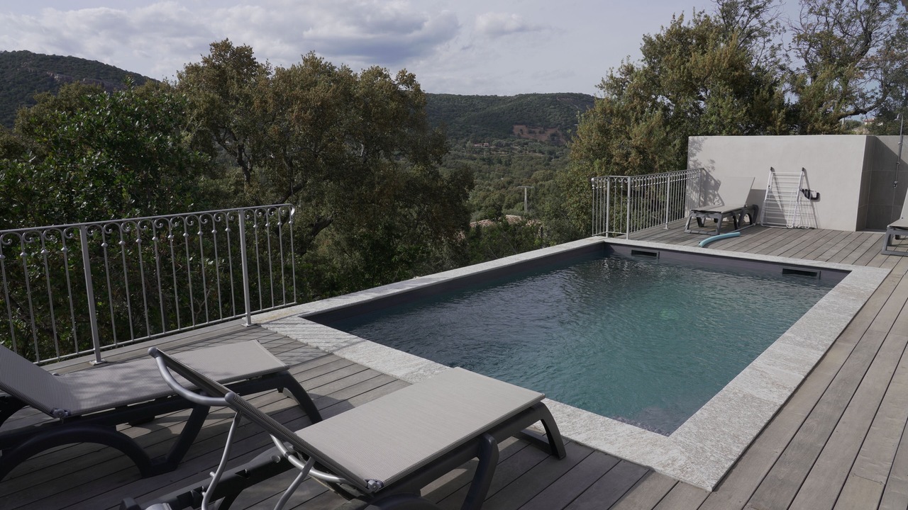 Photo of Outdoor in Cirendinu