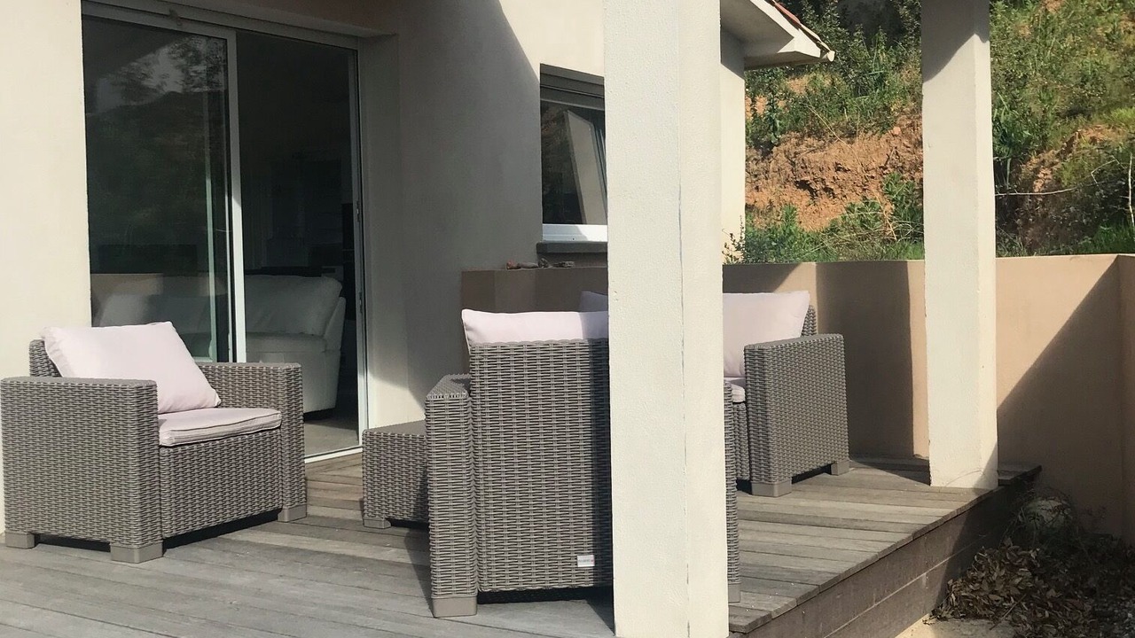 Photo of Patio Balcony in Cirendinu