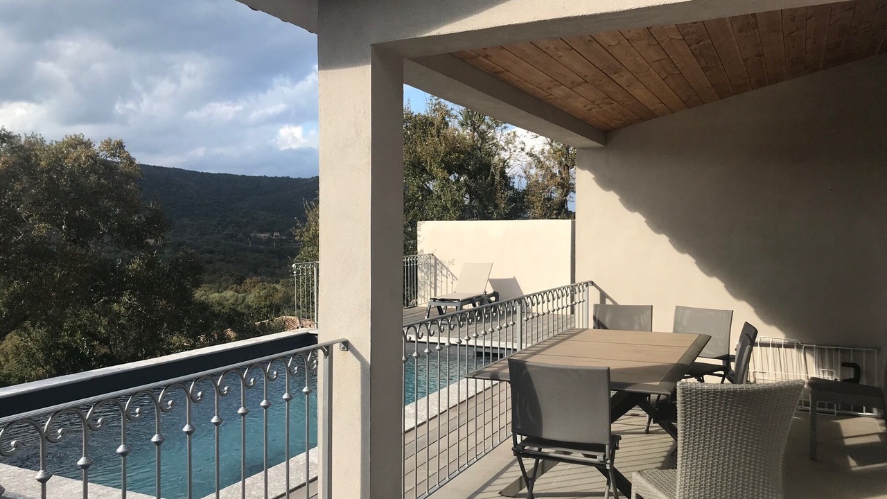 Photo of Outdoor in Cirendinu