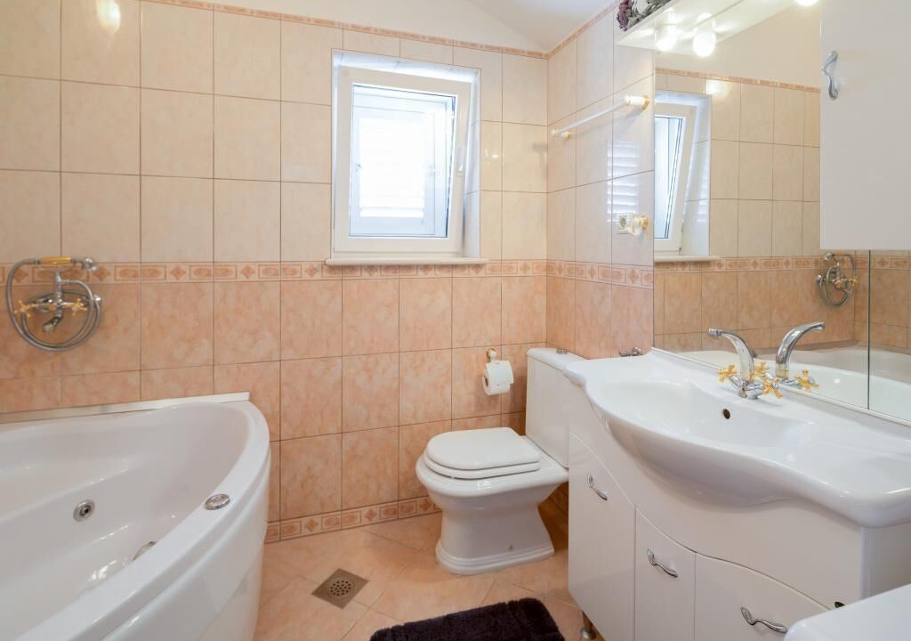 Photo of Bathroom in Mirce