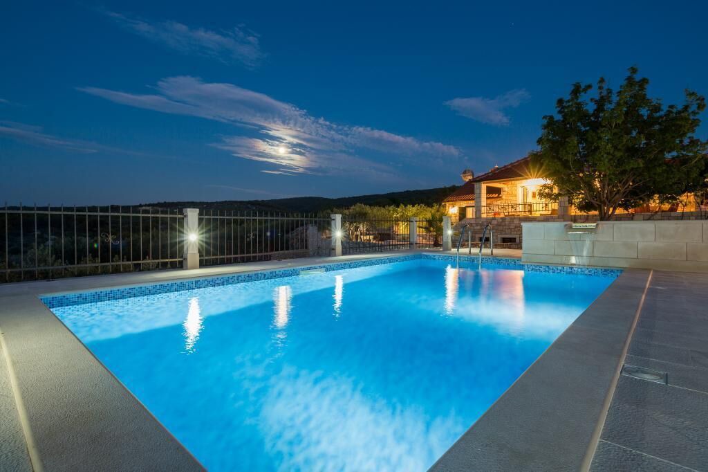 Photo of Outdoor in Mirce