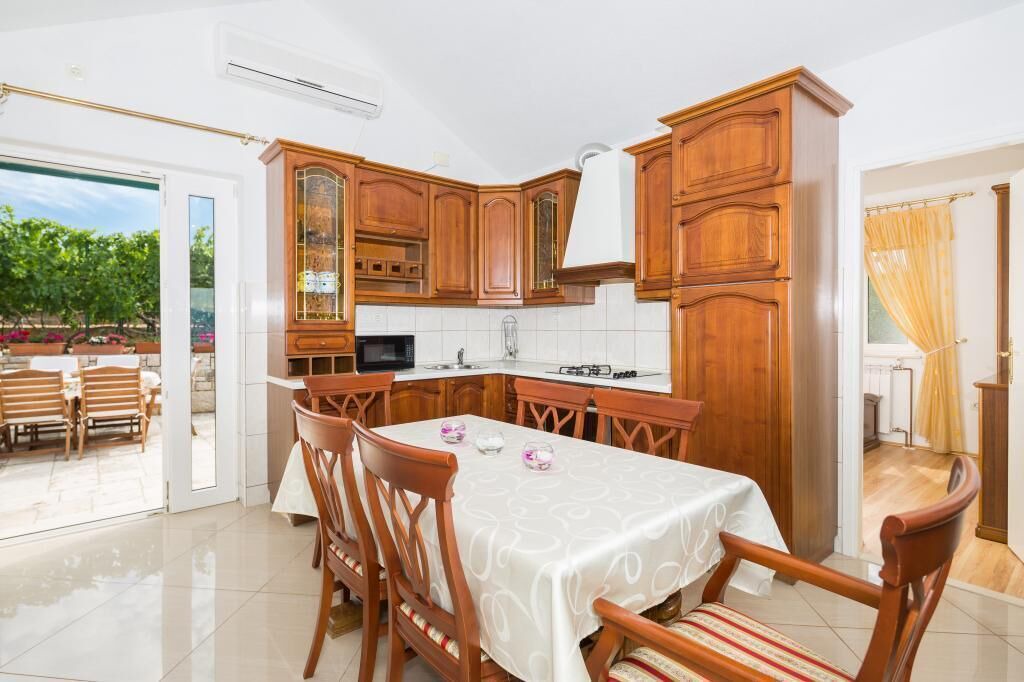 Photo of Livingroom in Mirce