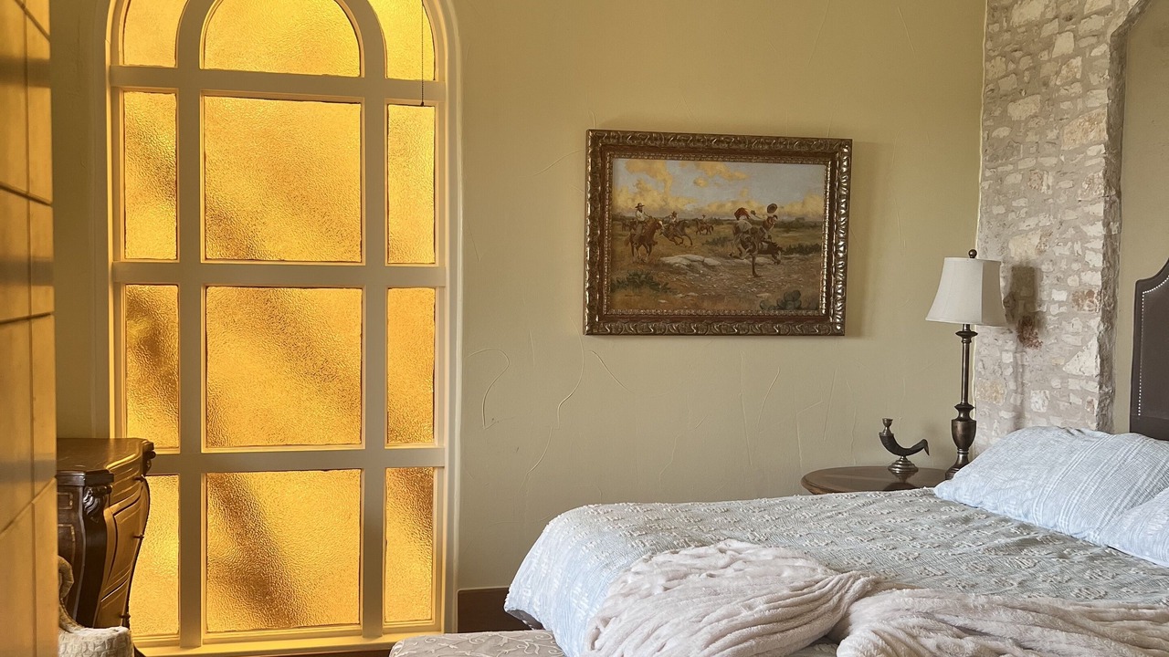 Photo of Bedroom in Comanche Canyon Ranch