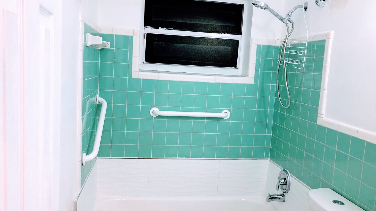 Photo of Bathroom in Richmond Heights