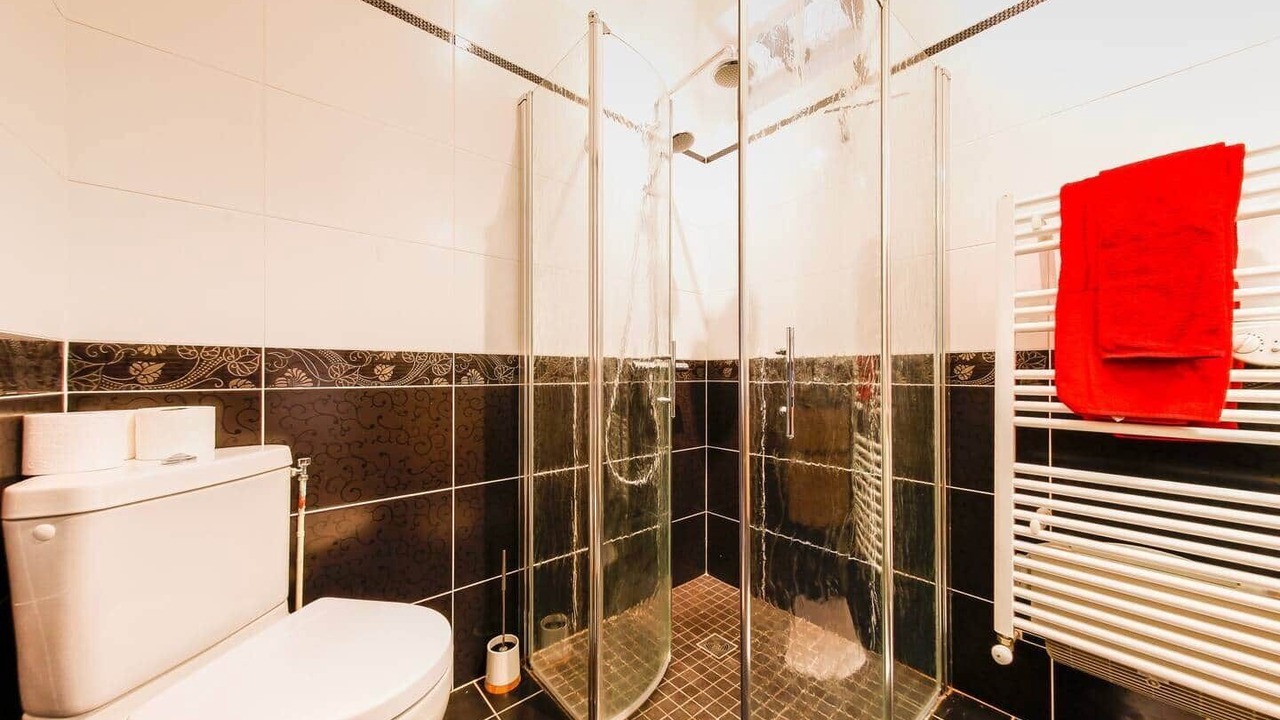 Photo of Bathroom in Continvoir