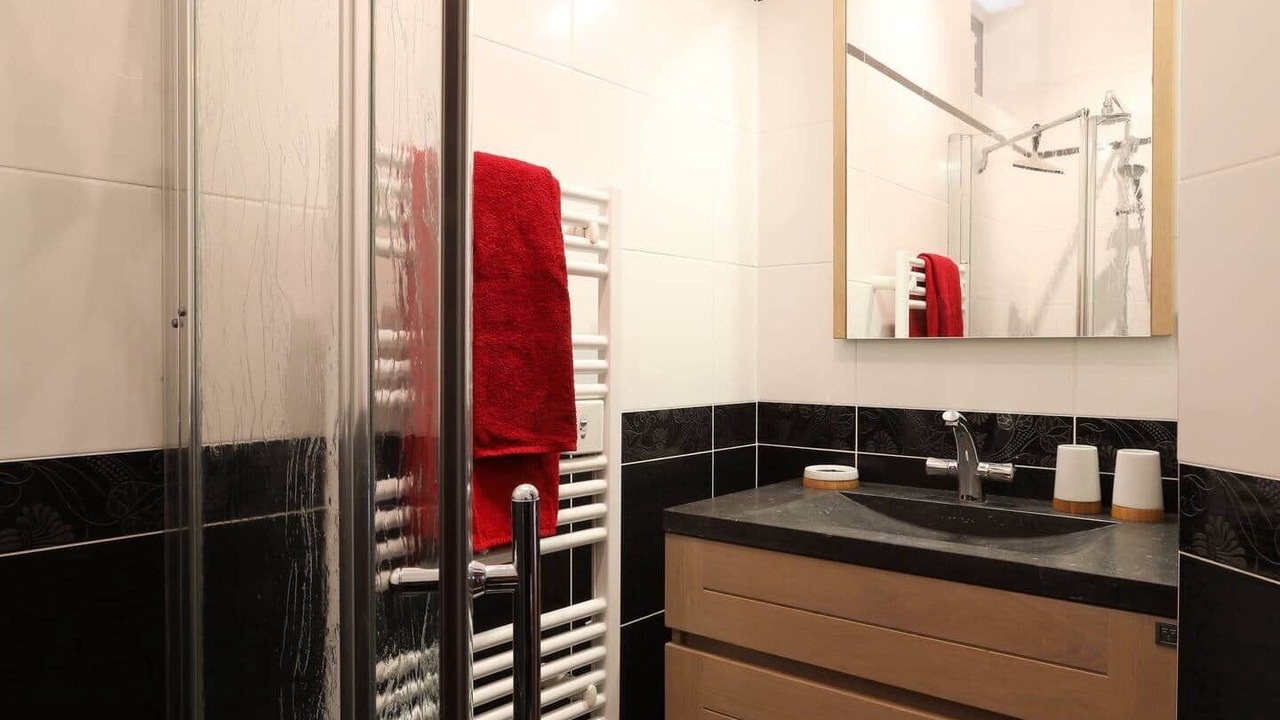 Photo of Bathroom in Continvoir