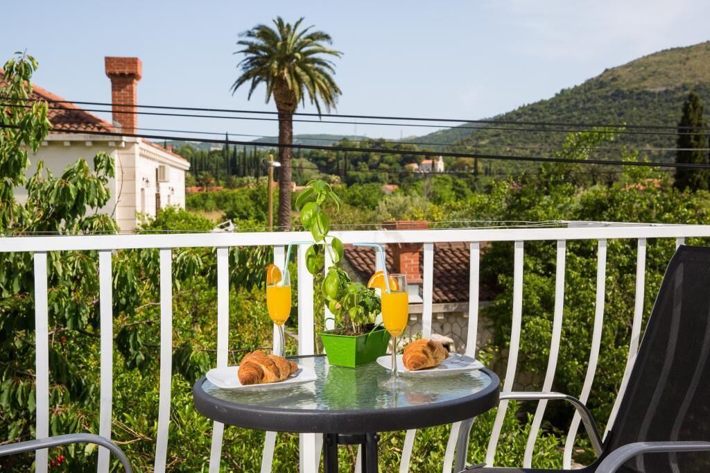 Photo of Patio Balcony in Rozat
