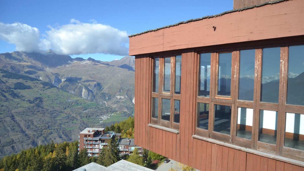 Photo of Outdoor in Arc-1800