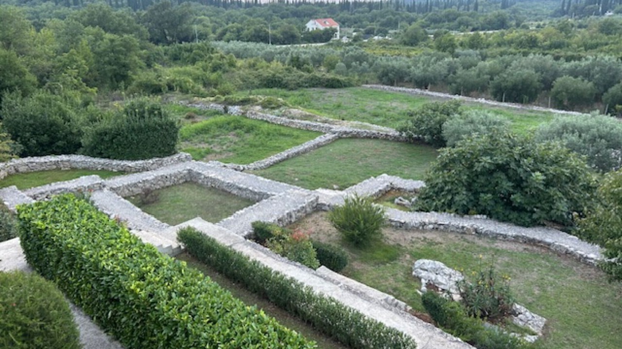 Photo of Others in Popovici