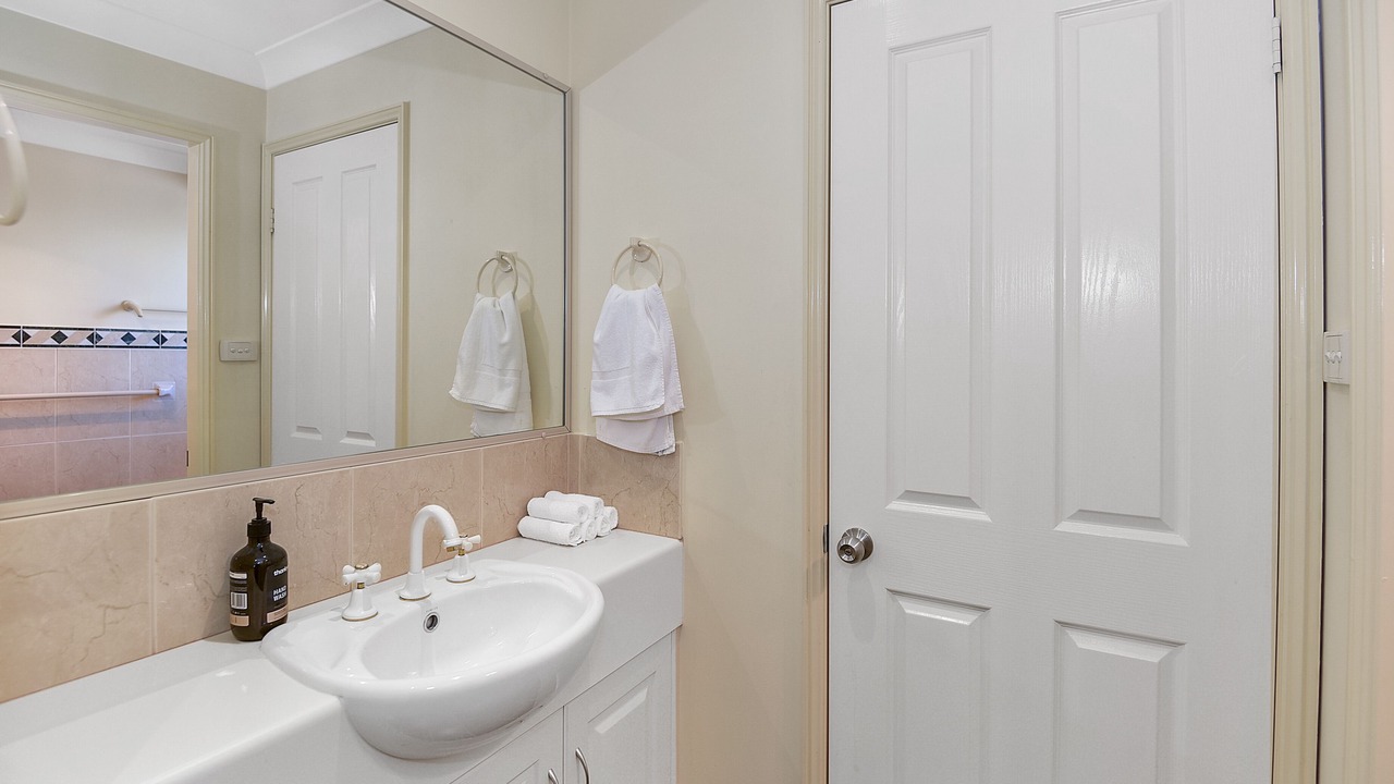 Photo of Bathroom in Mannering Park