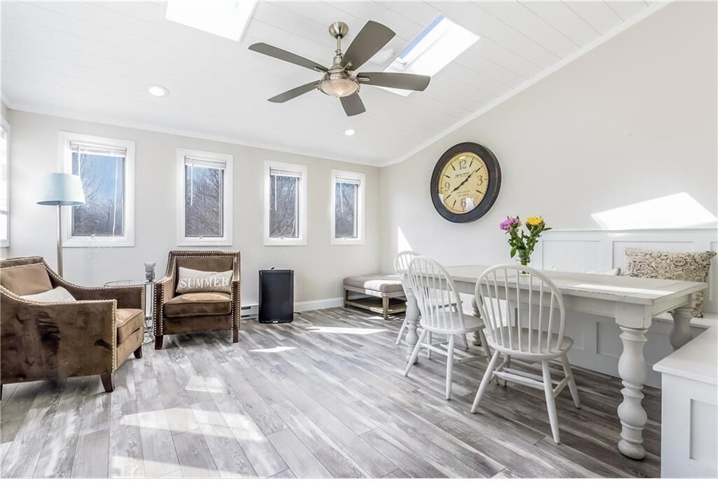 Photo of Others in Eastward Look