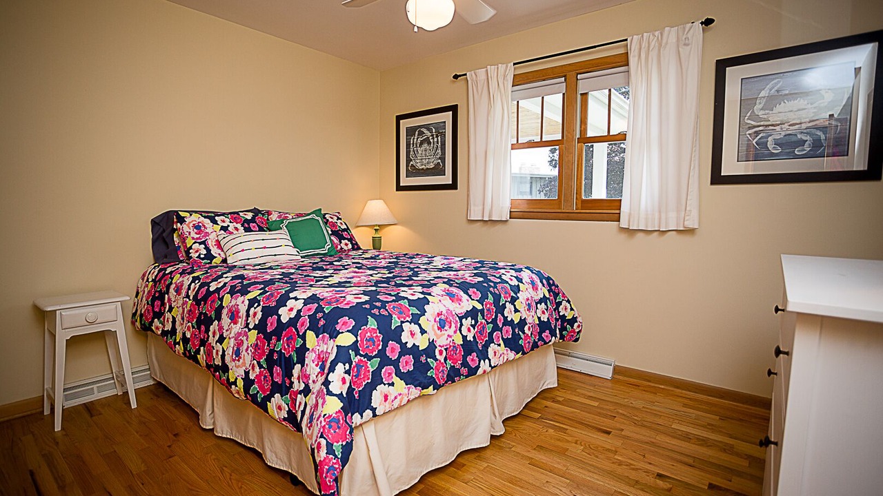 Photo of Bedroom in Grand Beach
