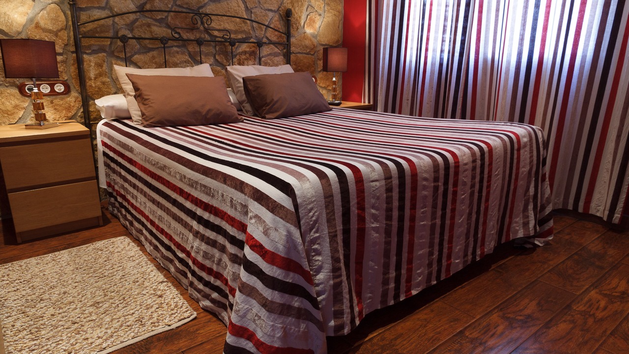 Photo of Bedroom in Pontons