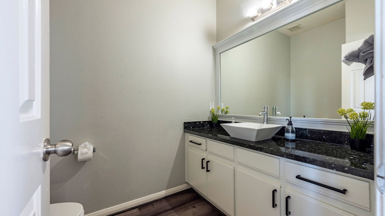 Photo of Bathroom in Clodine