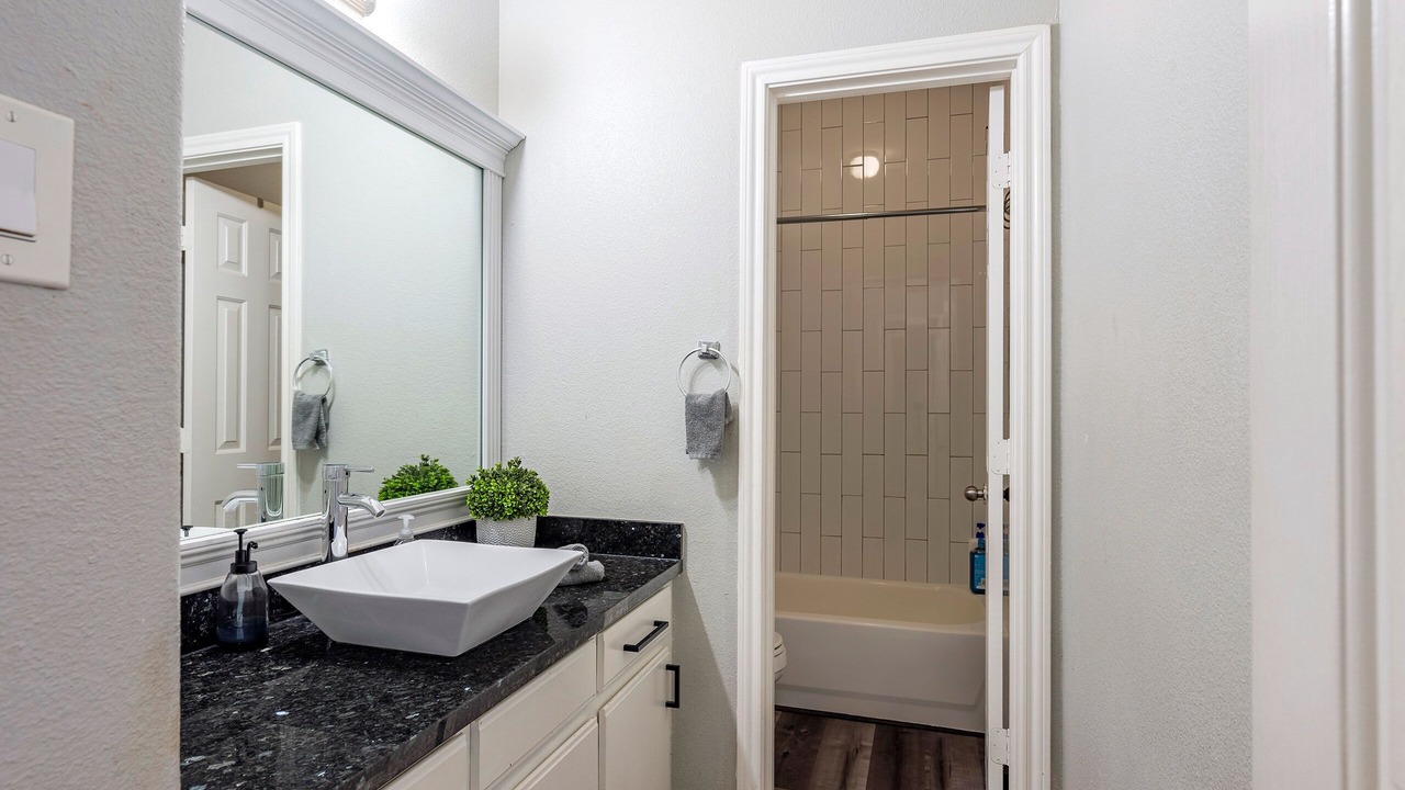 Photo of Bathroom in Clodine