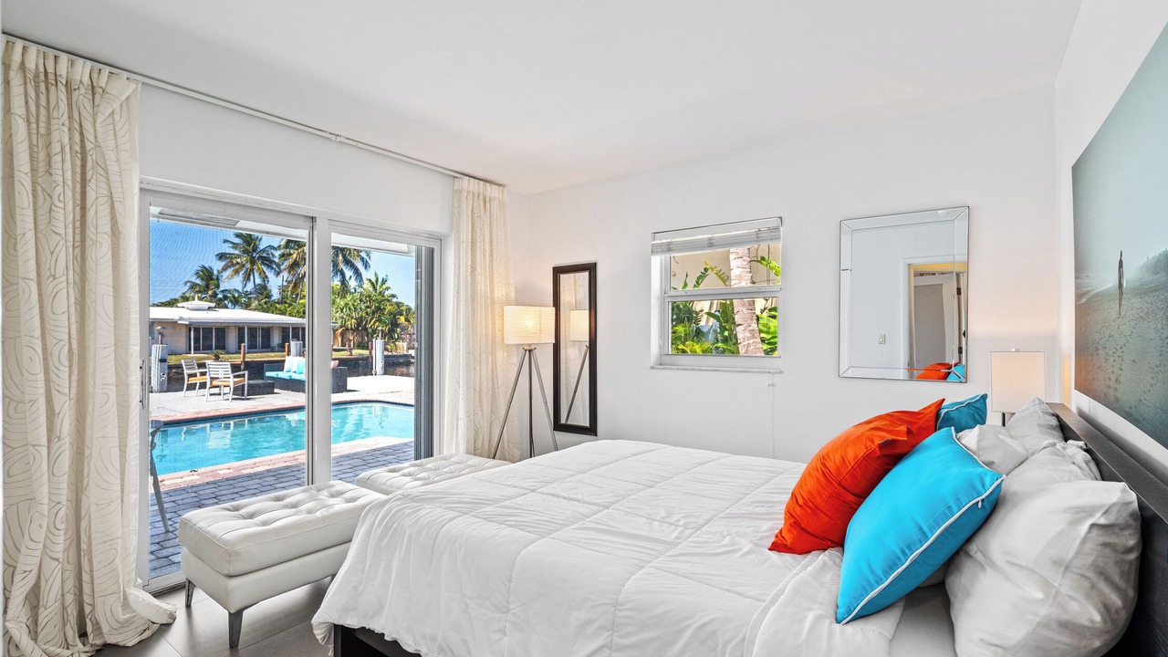 Photo of Bedroom in Wilton Manors