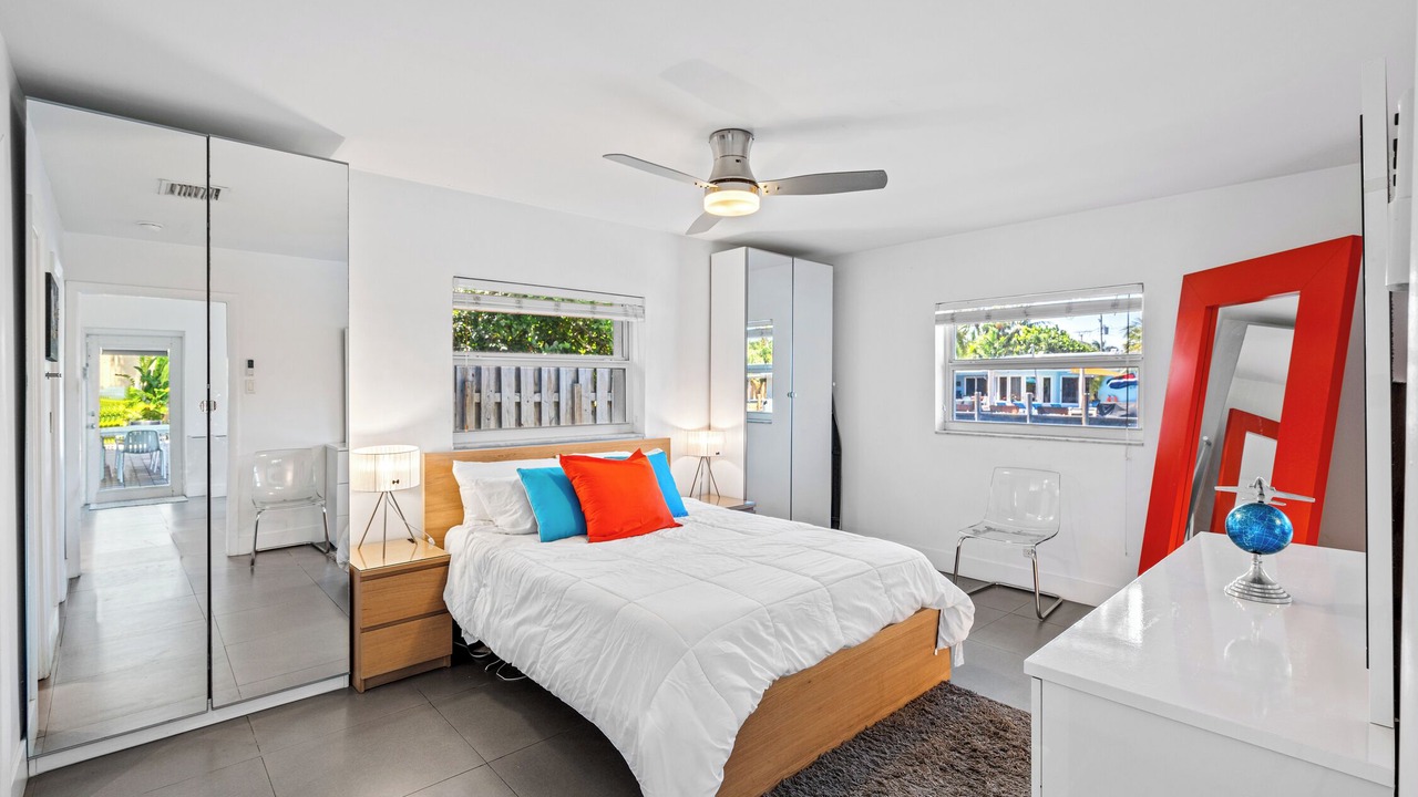 Photo of Bedroom in Wilton Manors