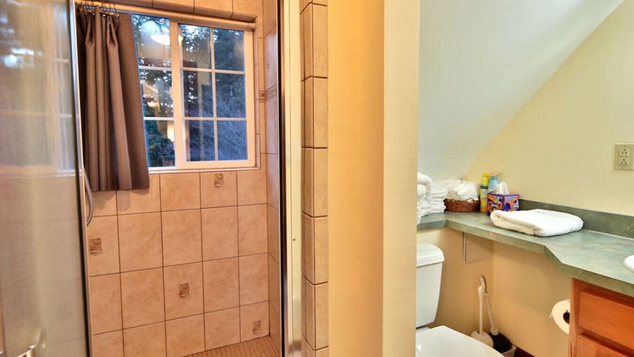 Photo of Bathroom in Beaver